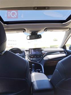 تۆیۆتا کامری